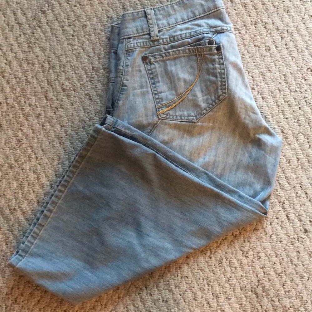 Kenneth Cole denim capris